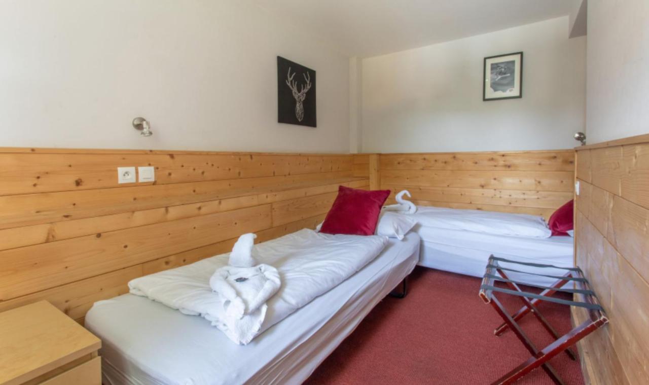 אלפה ד'הואז Hotel Le Refuge מראה חיצוני תמונה