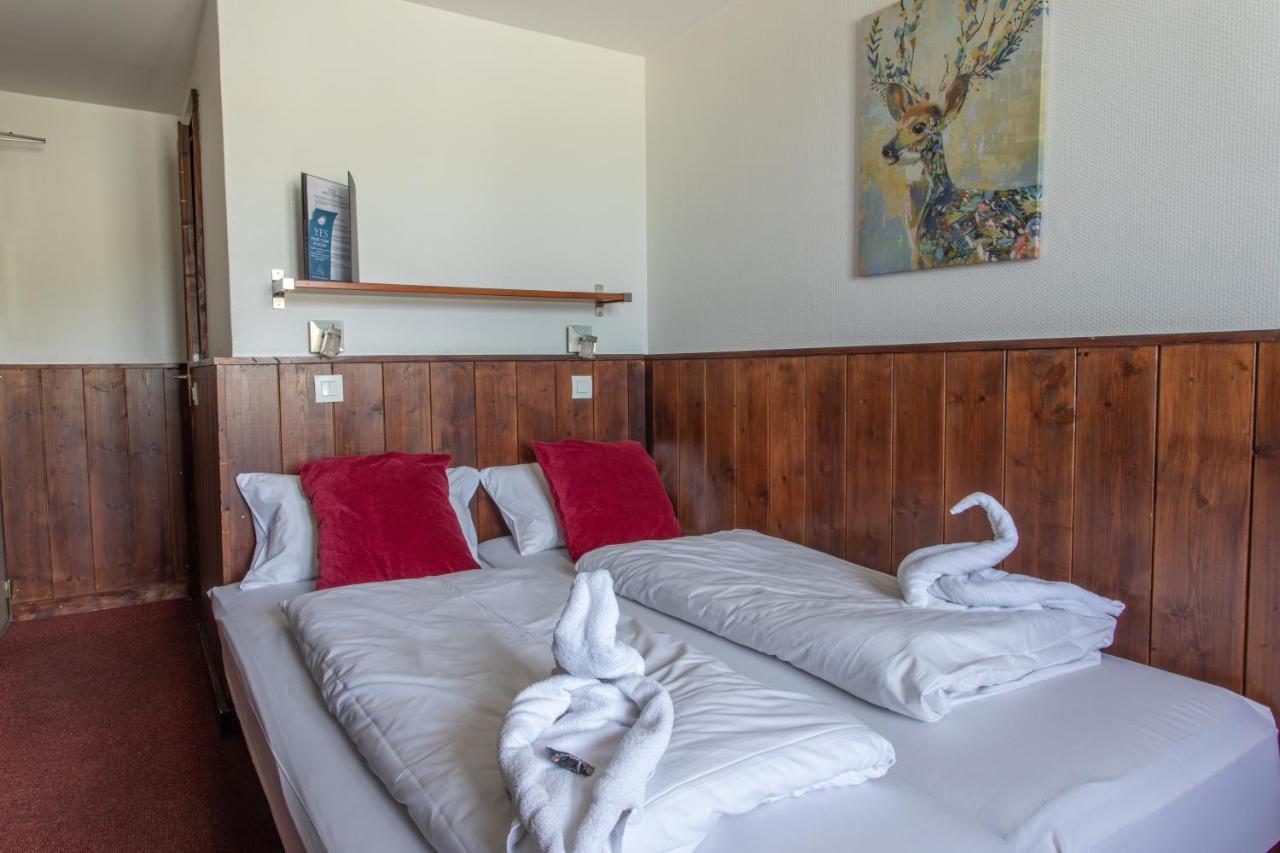 אלפה ד'הואז Hotel Le Refuge מראה חיצוני תמונה